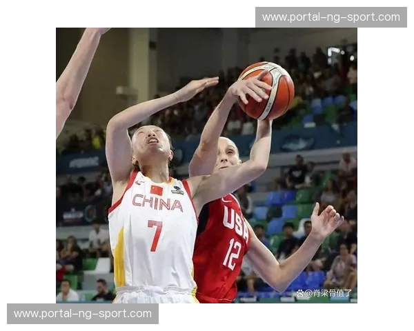 篮坛“阴阳”志：当中国女篮成为脊梁，中国男篮该往何处寻找灵魂？